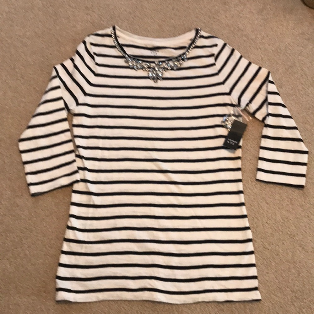 Crown & Ivy Tunic